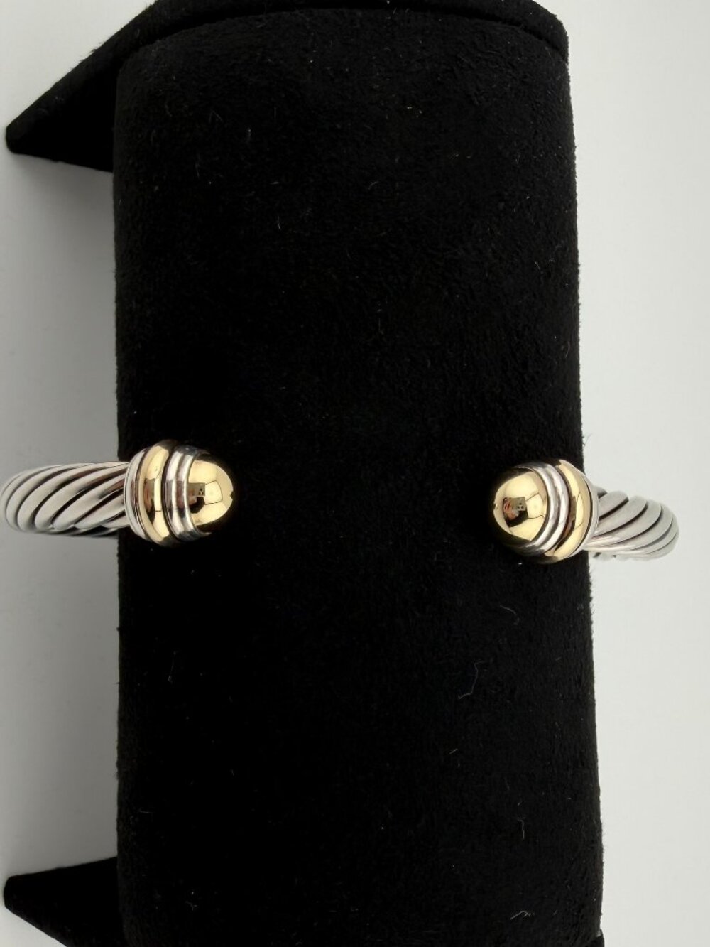 David Yurman Sterling Silver/14k yellow gold 7mm Gold Dome Classic Cable Size L